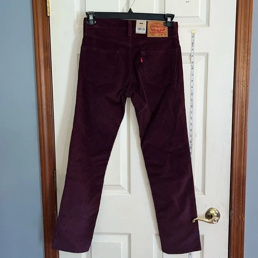 NWT-Levi’s-29-30-burgundy-511 slim-stretch, slim throughout, corduroy pants.